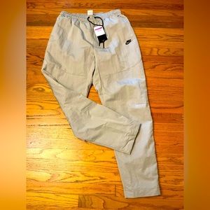 Nike Sportswear Tech Woven Lined Commuter Pants Cobblestone Mens (LT) DQ4343-016